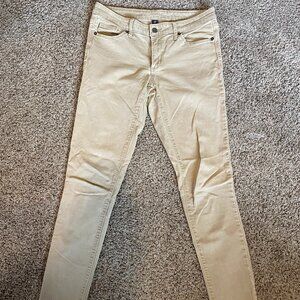 Universal Thread Khaki Jeans 6 Long